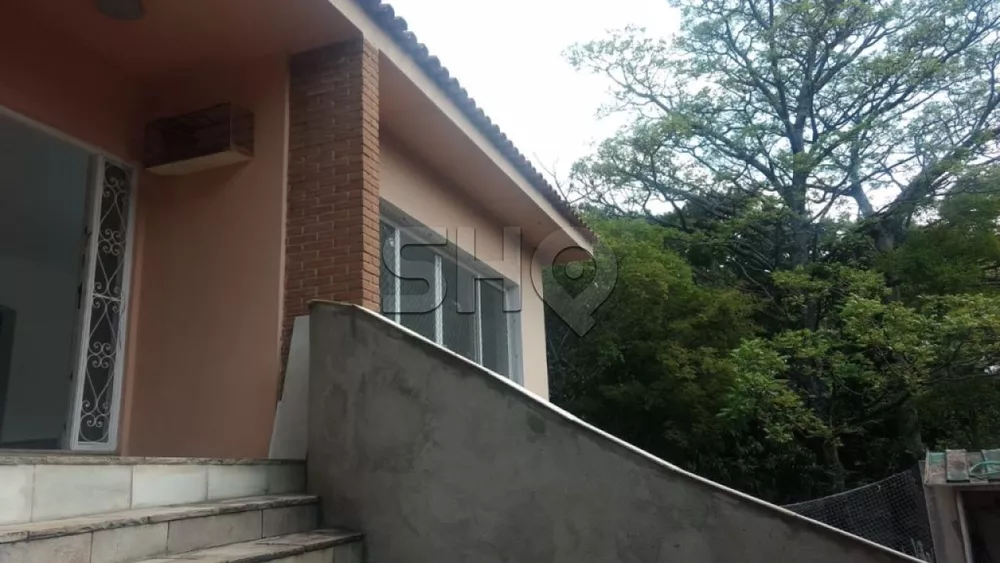 Sobrado à venda com 3 quartos, 350m² - Foto 1