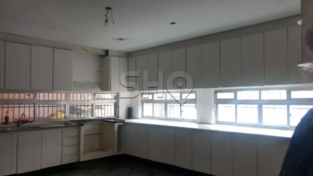 Sobrado à venda com 3 quartos, 350m² - Foto 3