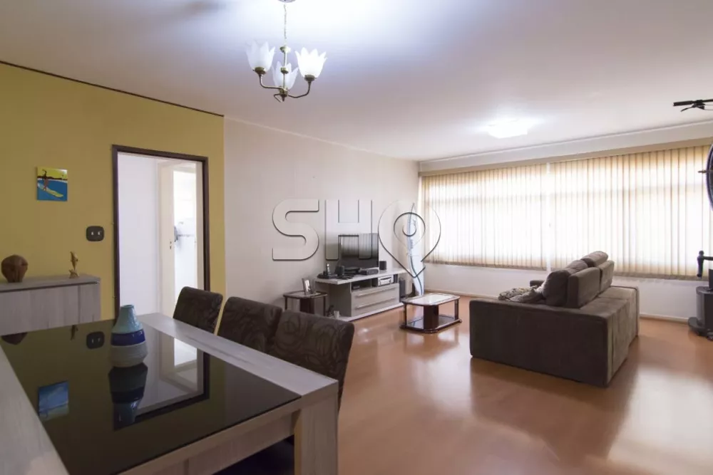 Apartamento à venda com 3 quartos, 130m² - Foto 2