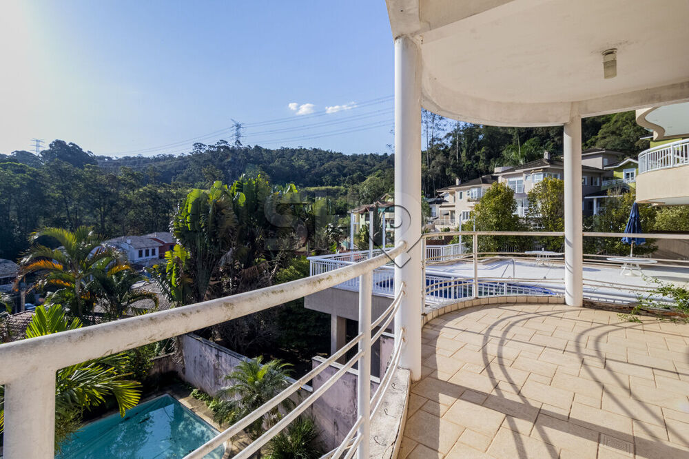 Casa de Condomínio à venda com 4 quartos, 421m² - Foto 3