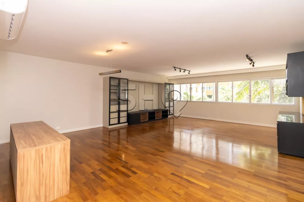 Apartamento, 3 quartos, 165 m² - Foto 1