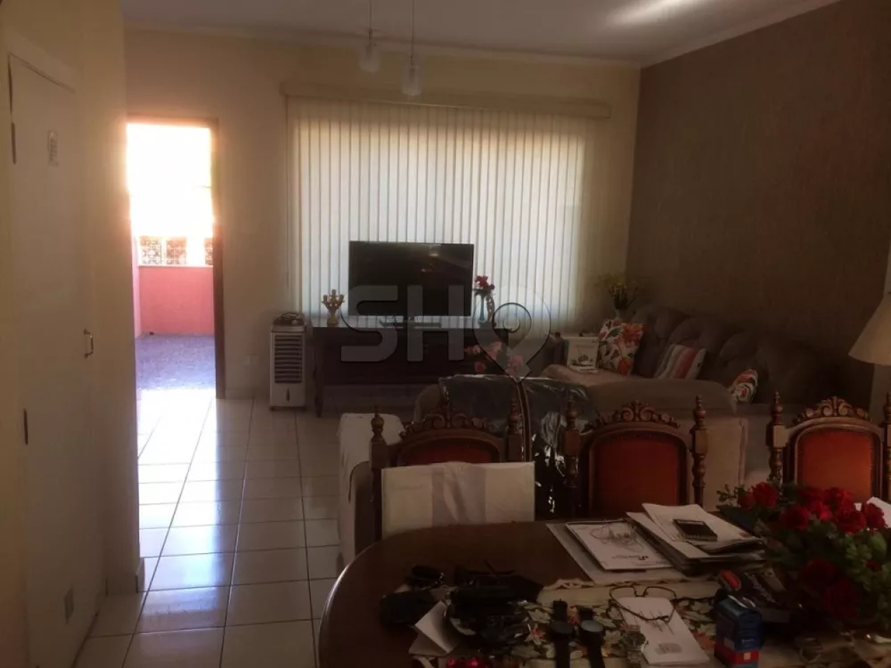 Sobrado à venda com 3 quartos, 140m² - Foto 2