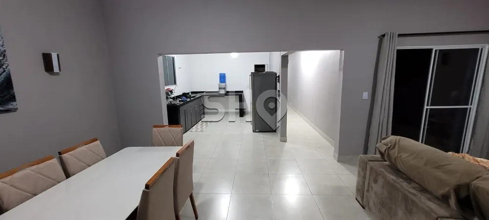 Casa, 1 quarto, 326 m² - Foto 2