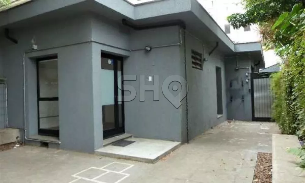 Casa Comercial à venda com 2 quartos, 132m² - Foto 1