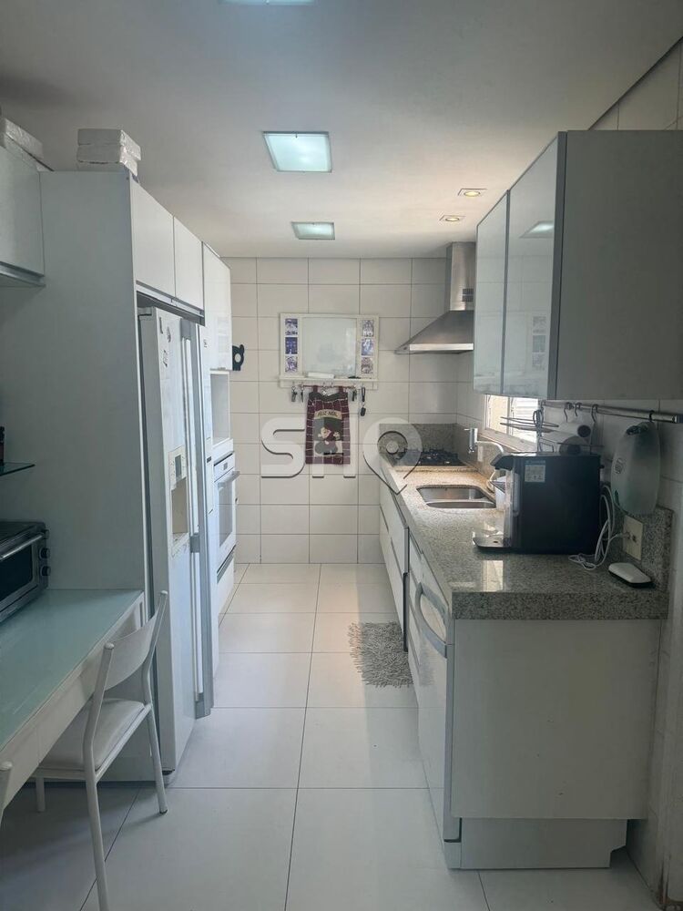 Apartamento à venda com 3 quartos, 133m² - Foto 5