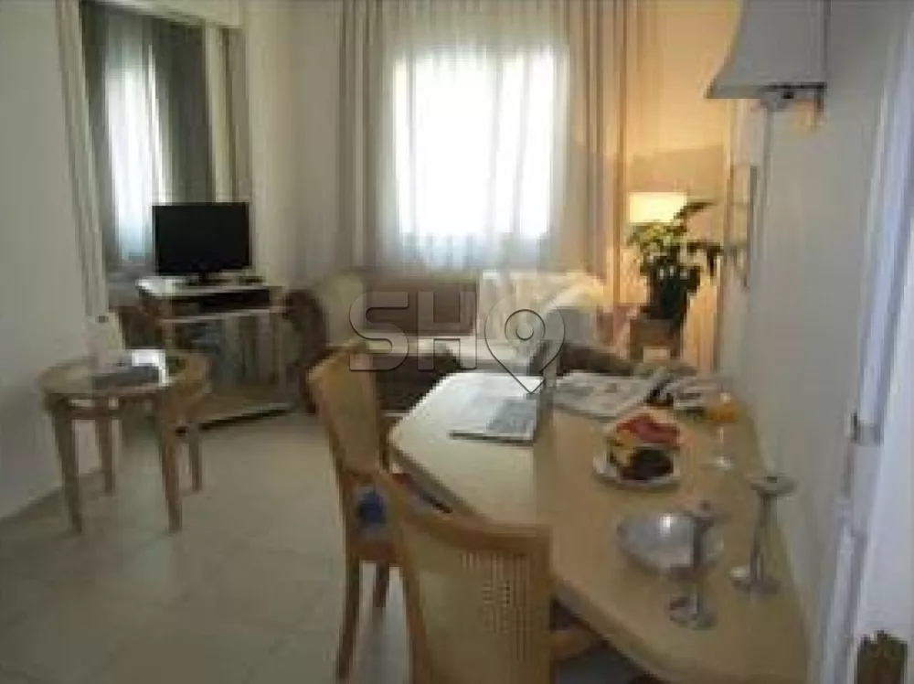 Apartamento à venda com 1 quarto, 34m² - Foto 2