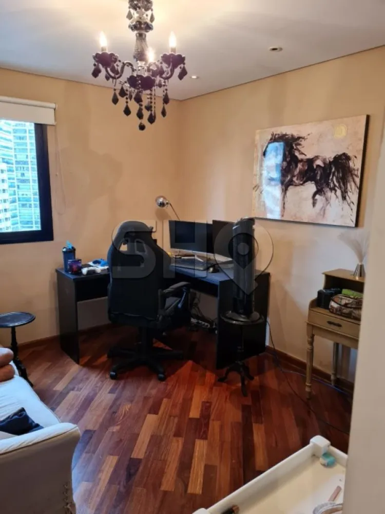 Apartamento, 3 quartos, 140 m² - Foto 1