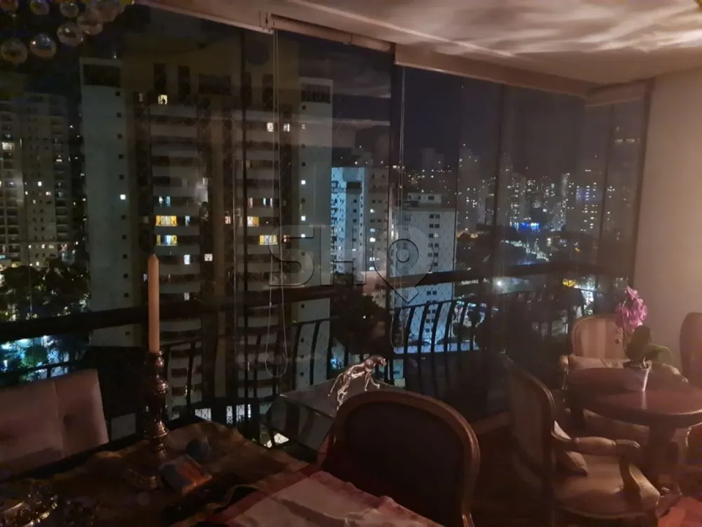 Apartamento, 3 quartos, 140 m² - Foto 4