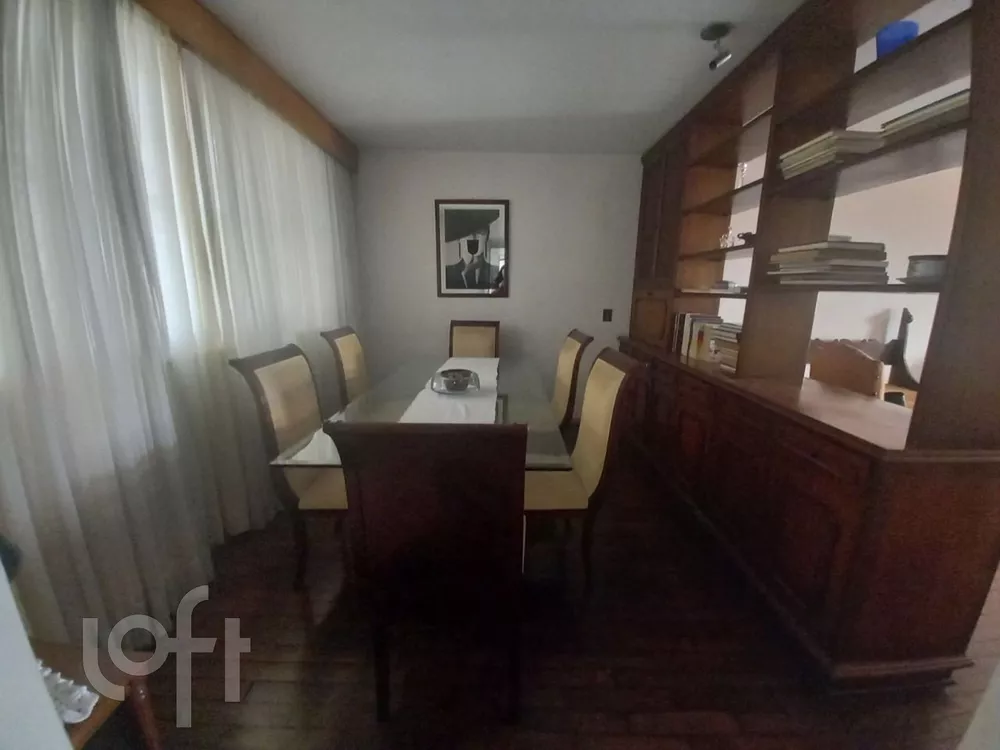 Apartamento à venda com 3 quartos, 198m² - Foto 4