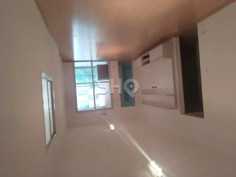 Apartamento à venda com 3 quartos, 80m² - Foto 2