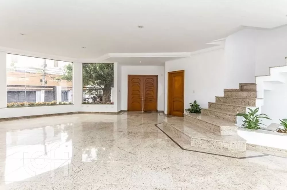 Casa à venda com 5 quartos, 534m² - Foto 2