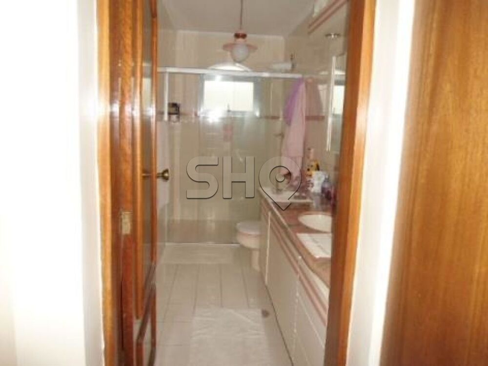 Sobrado, 3 quartos, 398 m² - Foto 1