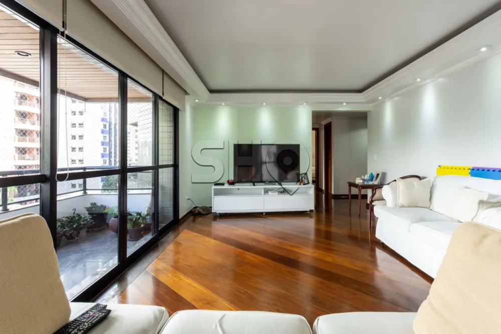 Apartamento, 4 quartos, 270 m² - Foto 1