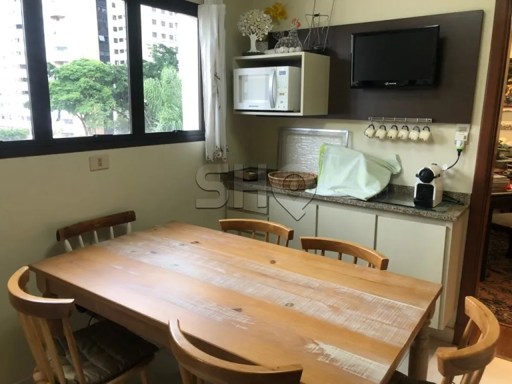 Apartamento, 3 quartos, 240 m² - Foto 4