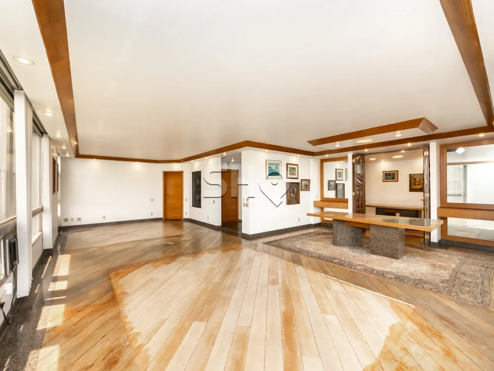 Apartamento, 3 quartos, 217 m² - Foto 1