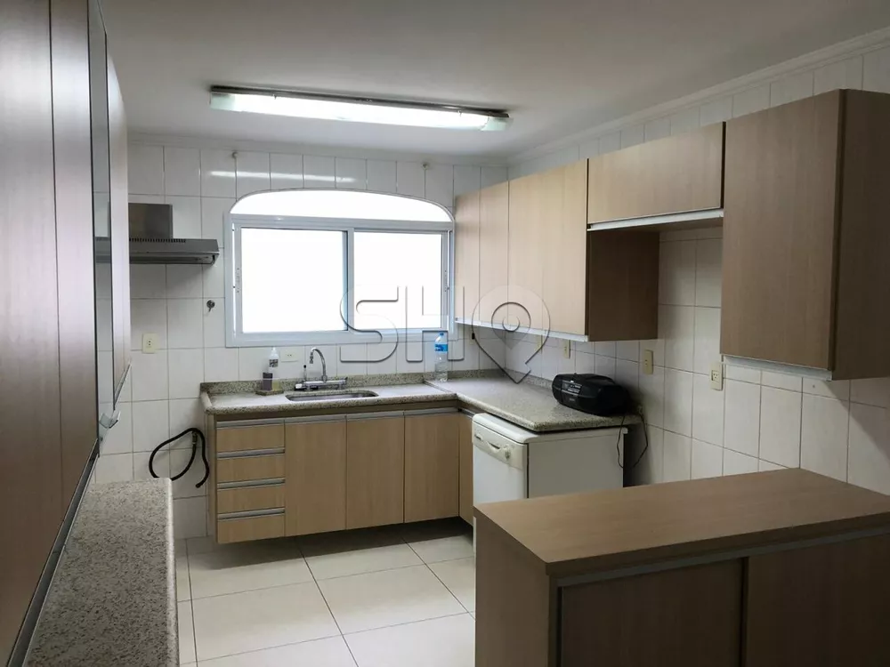 Apartamento à venda com 3 quartos, 164m² - Foto 17