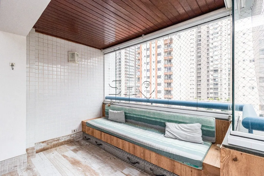 Apartamento, 3 quartos, 130 m² - Foto 1