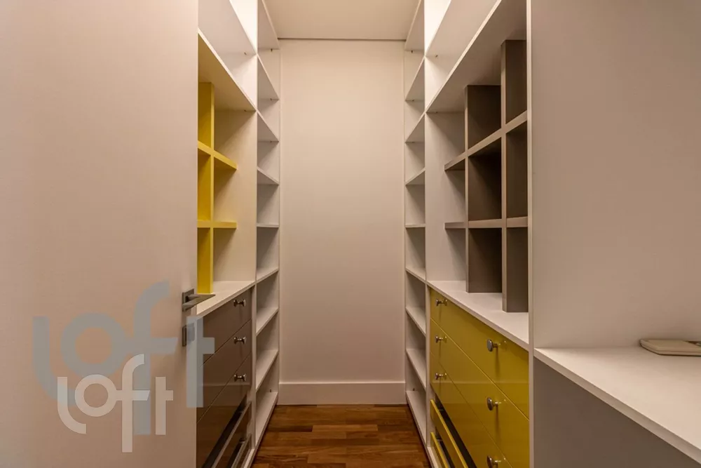 Apartamento à venda com 4 quartos, 475m² - Foto 3