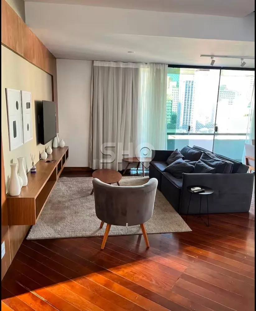 Apartamento, 3 quartos, 210 m² - Foto 2