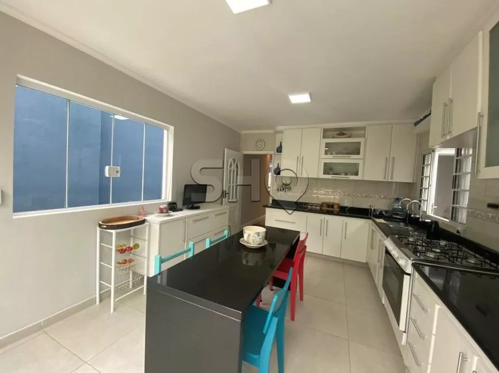 Sobrado à venda com 3 quartos, 480m² - Foto 11