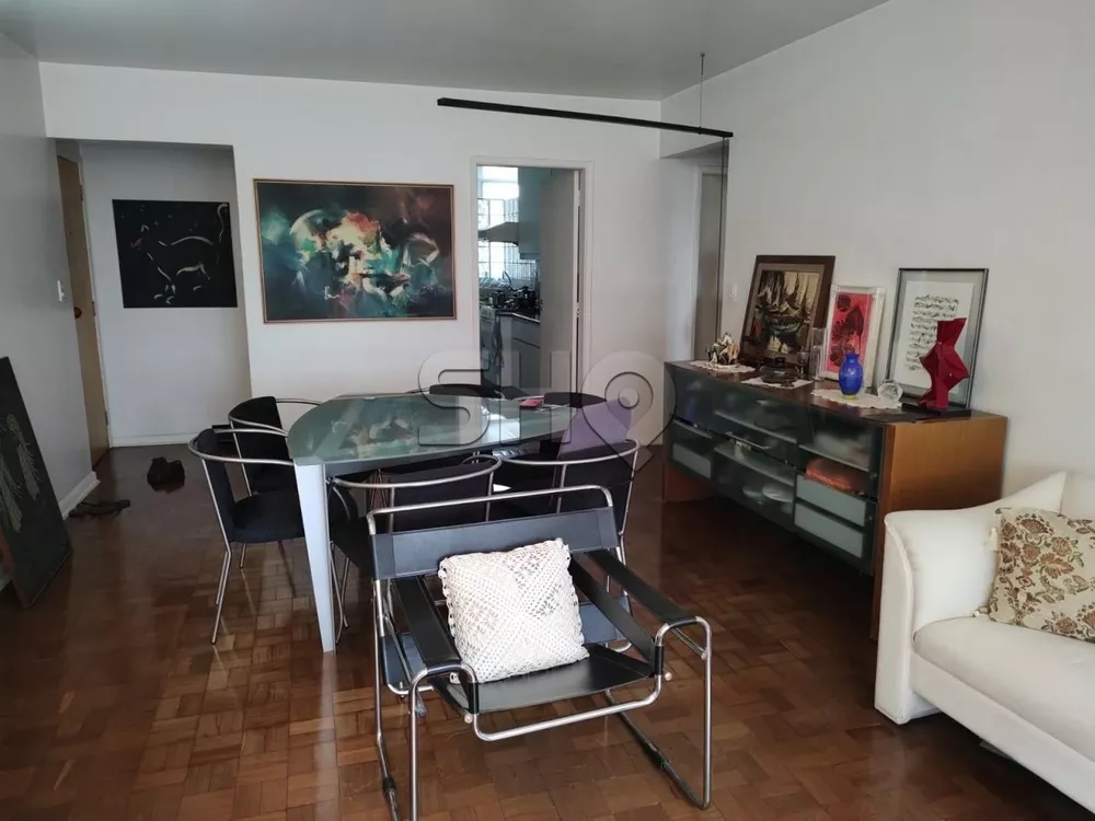 Apartamento à venda com 3 quartos, 127m² - Foto 2