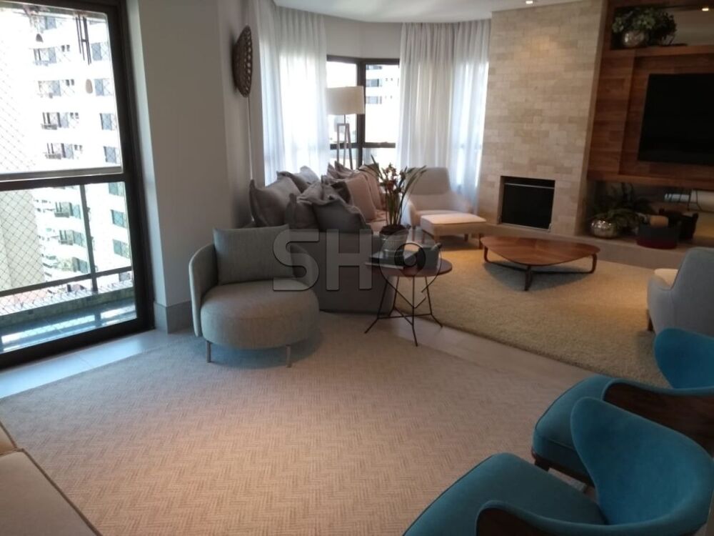 Apartamento, 4 quartos, 200 m² - Foto 1