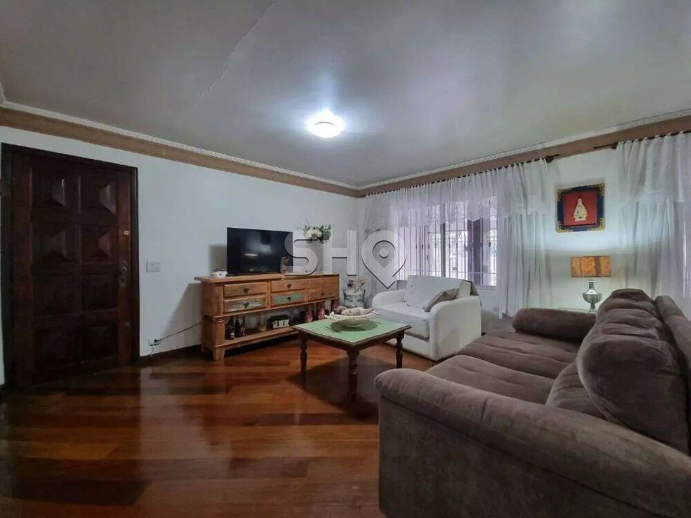 Sobrado à venda com 3 quartos, 240m² - Foto 2