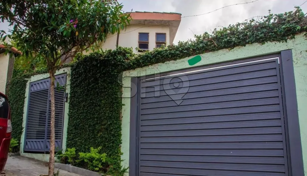 Sobrado, 3 quartos, 216 m² - Foto 1