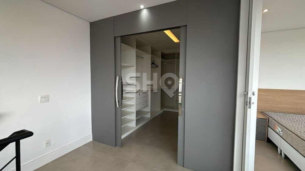 Apartamento para alugar com 1 quarto, 85m² - Foto 4