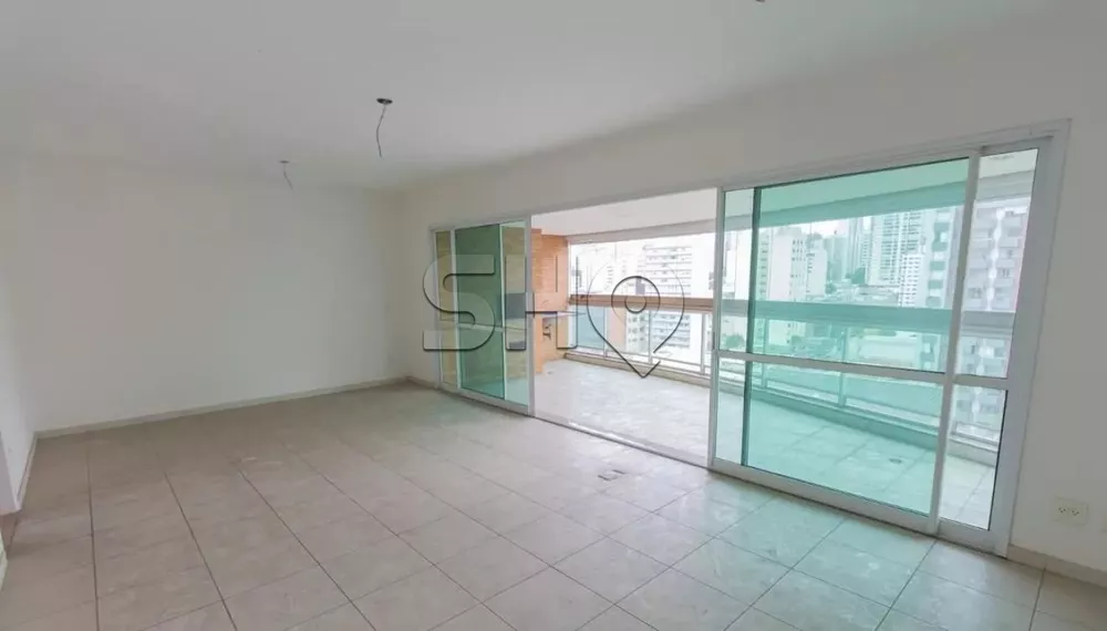 Apartamento para alugar com 4 quartos, 157m² - Foto 2