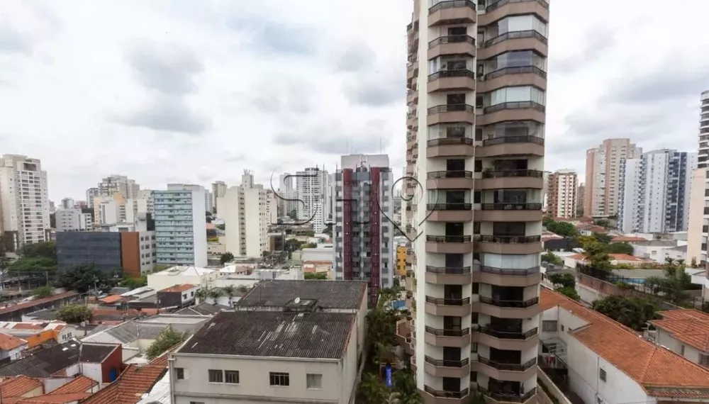 Apartamento para alugar com 4 quartos, 157m² - Foto 4