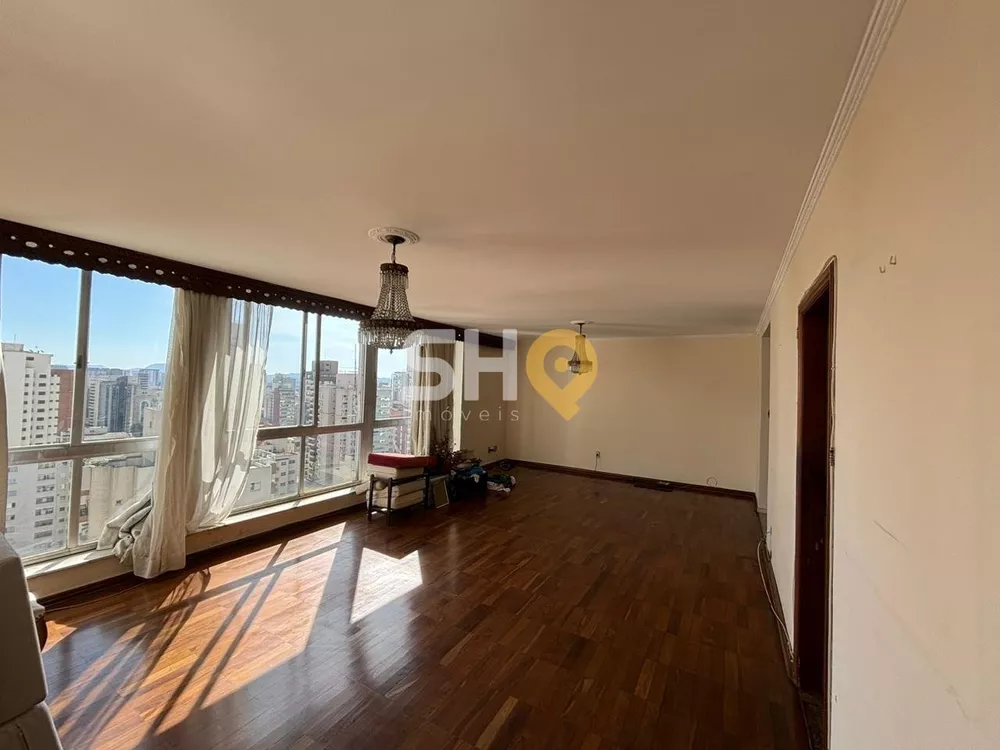 Apartamento à venda com 3 quartos, 144m² - Foto 1