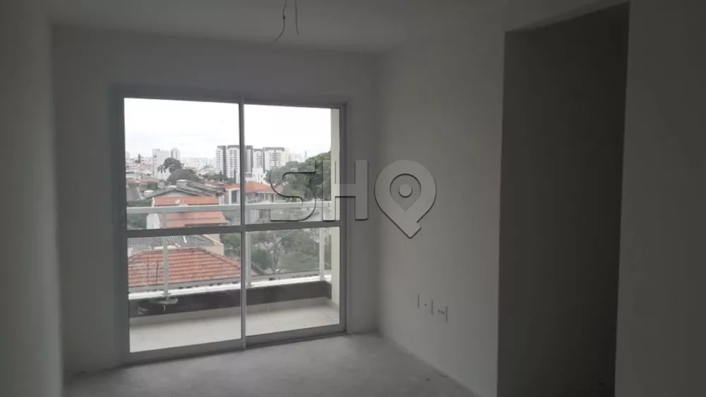 Apartamento à venda com 3 quartos, 65m² - Foto 2