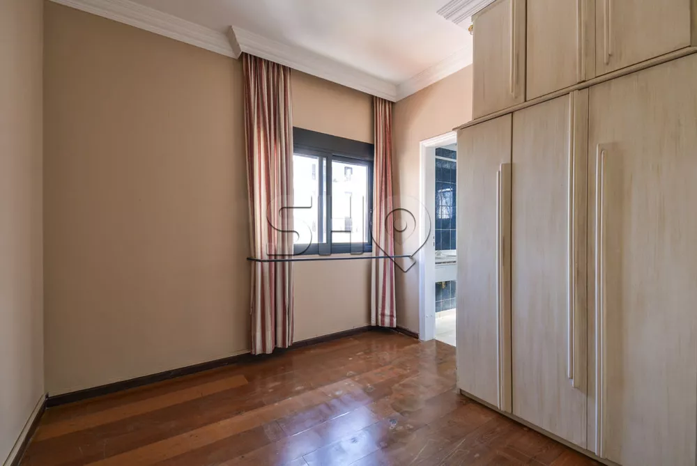 Apartamento, 3 quartos, 200 m² - Foto 1