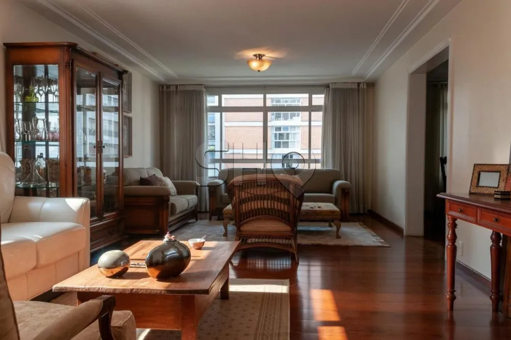 Apartamento, 3 quartos, 220 m² - Foto 1