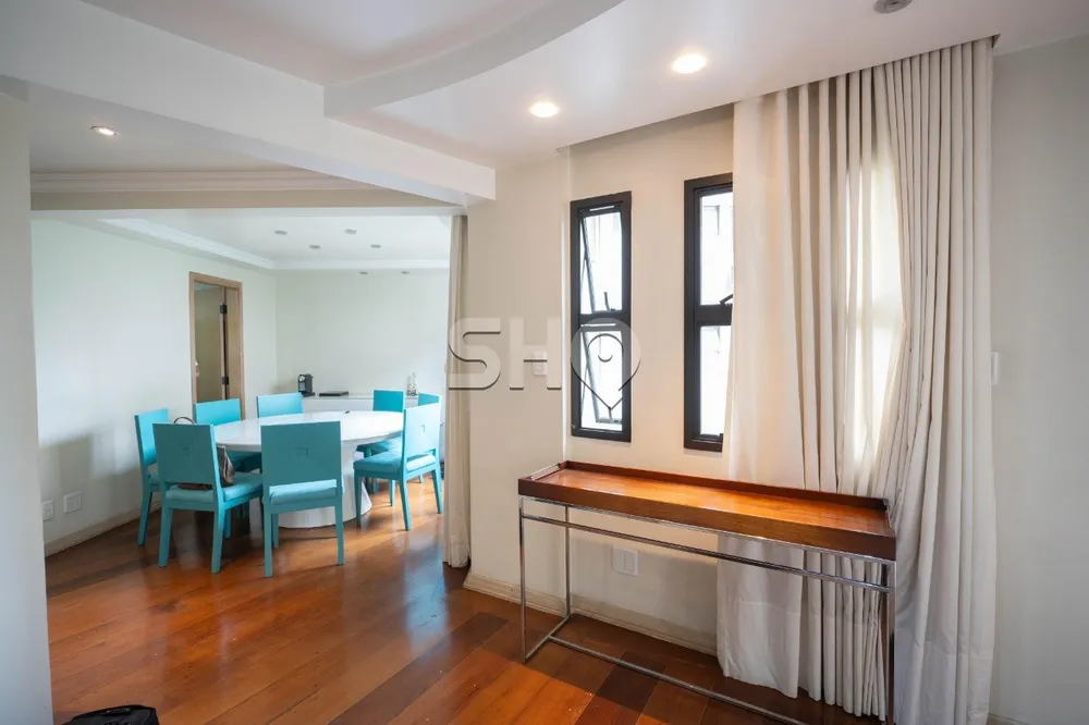 Apartamento, 3 quartos, 160 m² - Foto 1