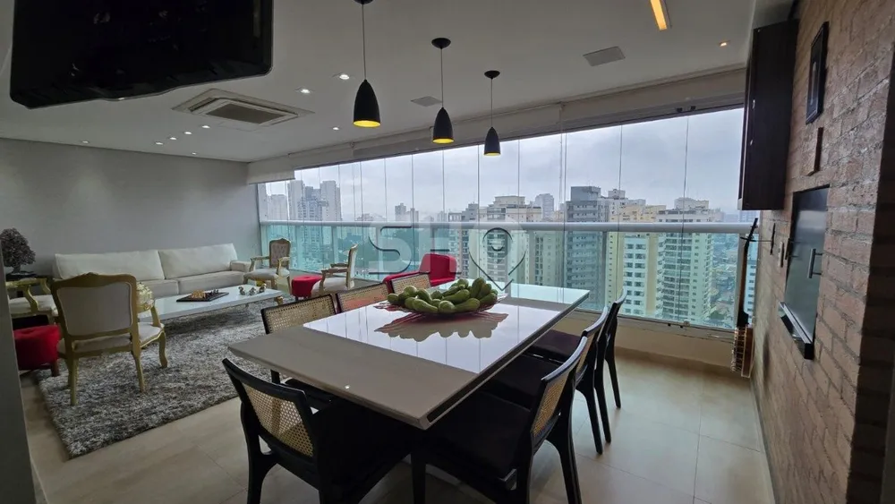 Apartamento, 3 quartos, 139 m² - Foto 1