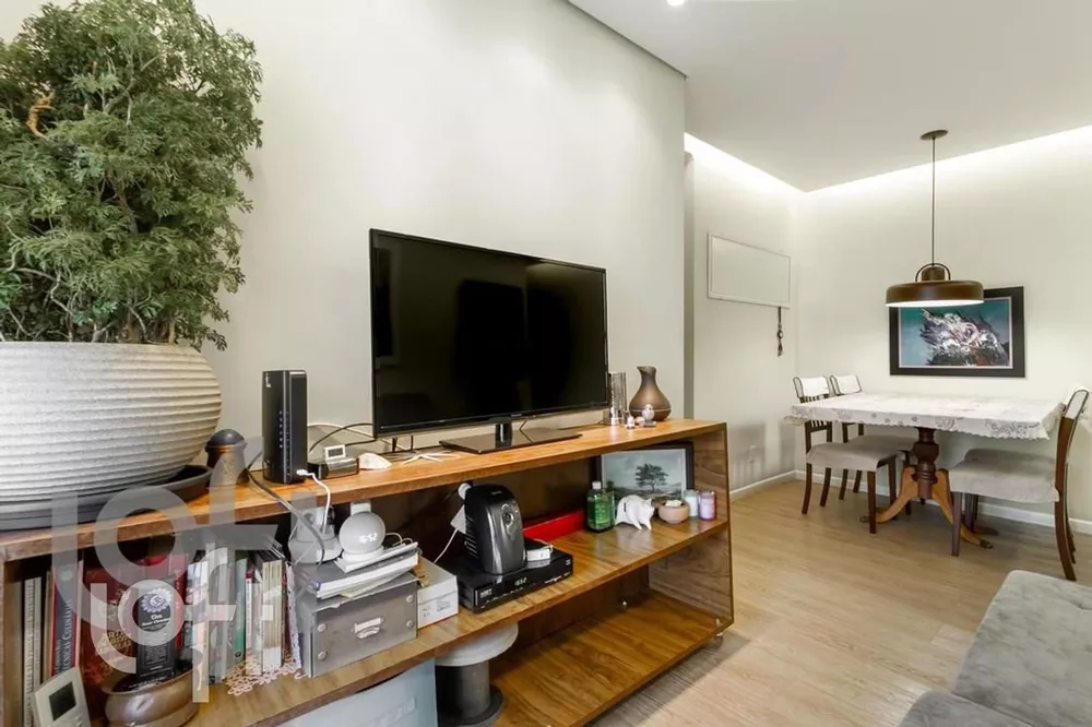 Apartamento à venda com 2 quartos, 140m² - Foto 3