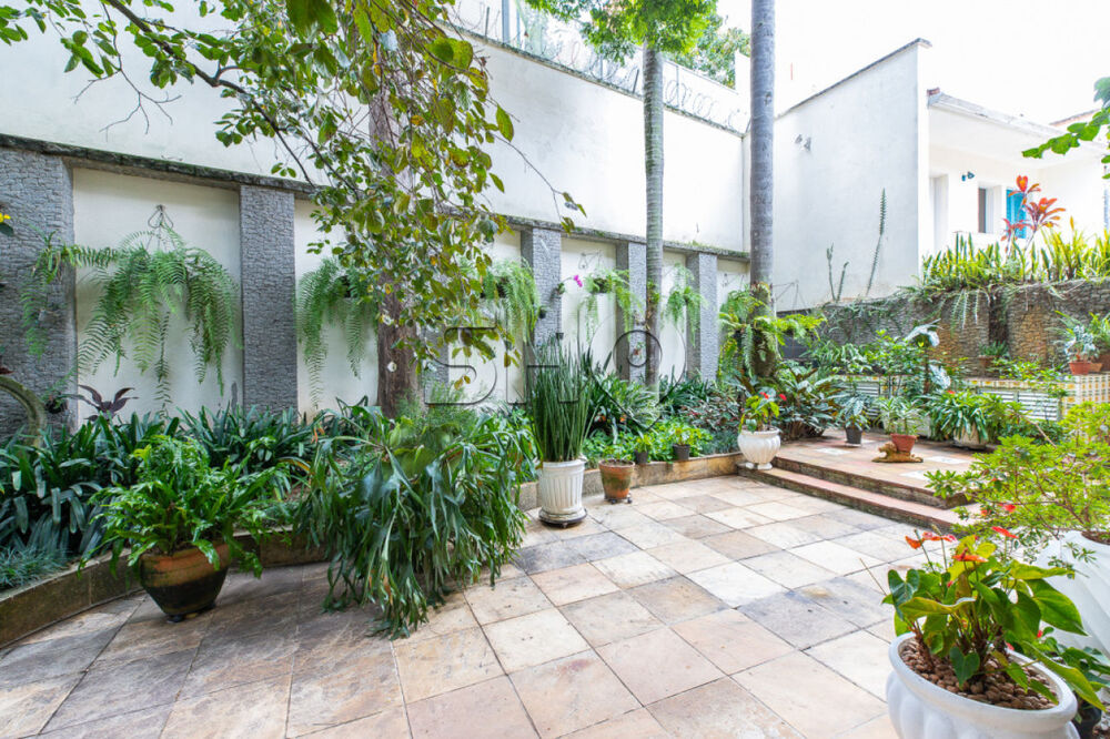 Sobrado à venda com 3 quartos, 320m² - Foto 17