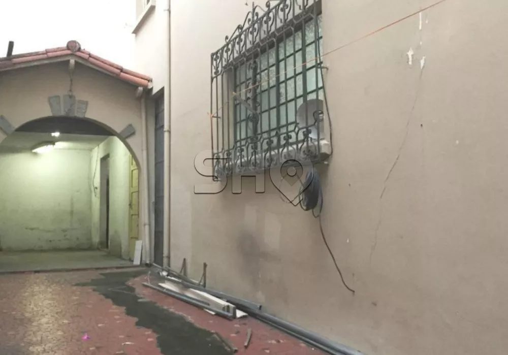 Casa Comercial à venda com 1 quarto, 120m² - Foto 2