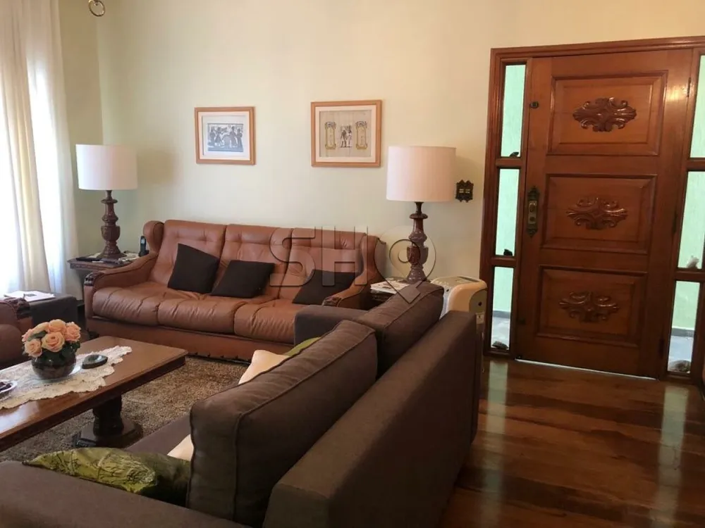 Sobrado, 3 quartos, 240 m² - Foto 1