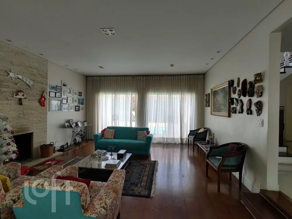 Casa à venda com 4 quartos, 330m² - Foto 2