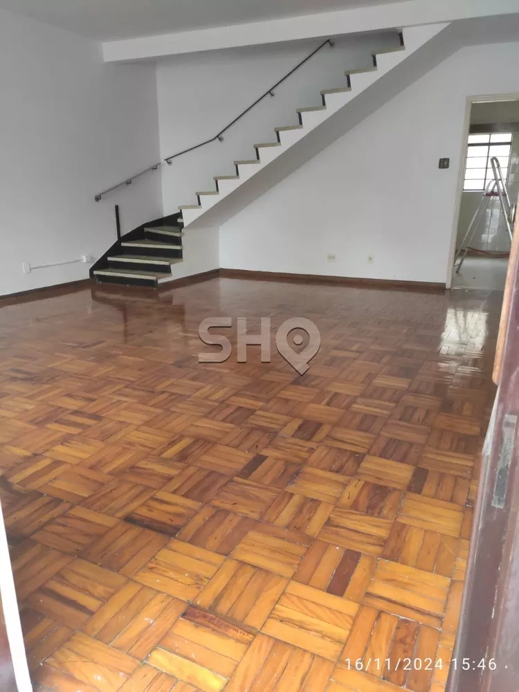 Sobrado para alugar com 3 quartos, 120m² - Foto 1