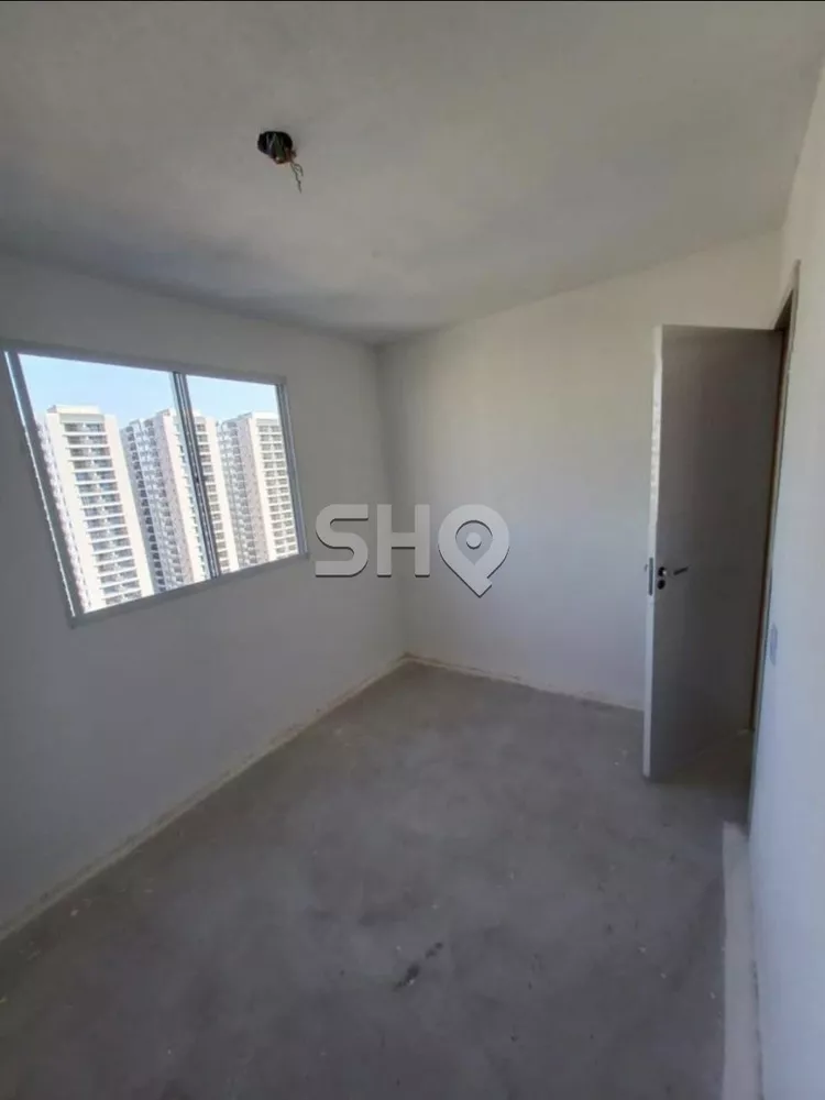 Apartamento à venda com 2 quartos, 42m² - Foto 4