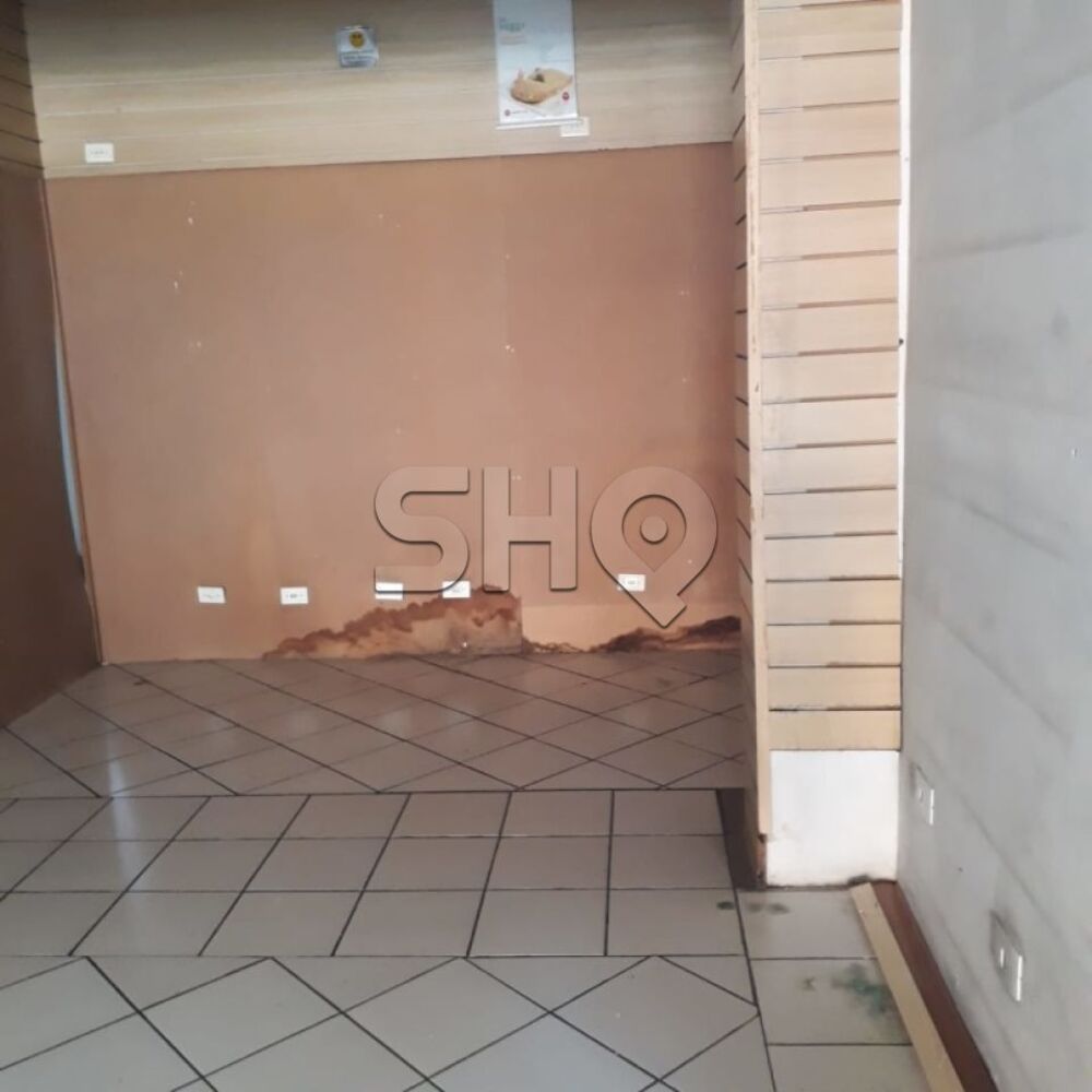 Casa Comercial à venda com 6 quartos, 319m² - Foto 5