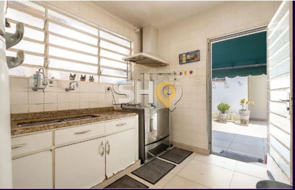 Sobrado, 3 quartos, 208 m² - Foto 2