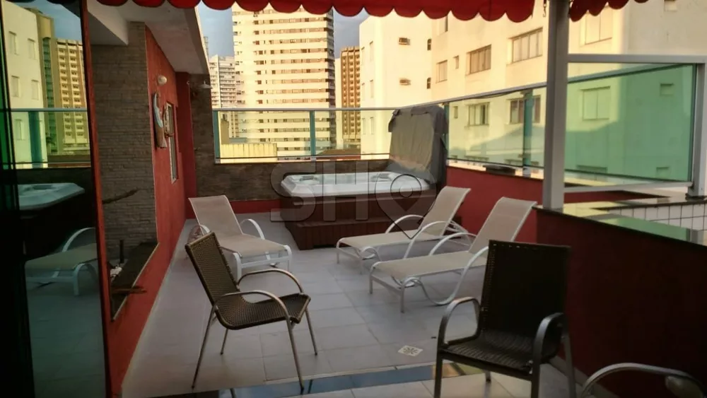 Cobertura à venda com 2 quartos, 160m² - Foto 2