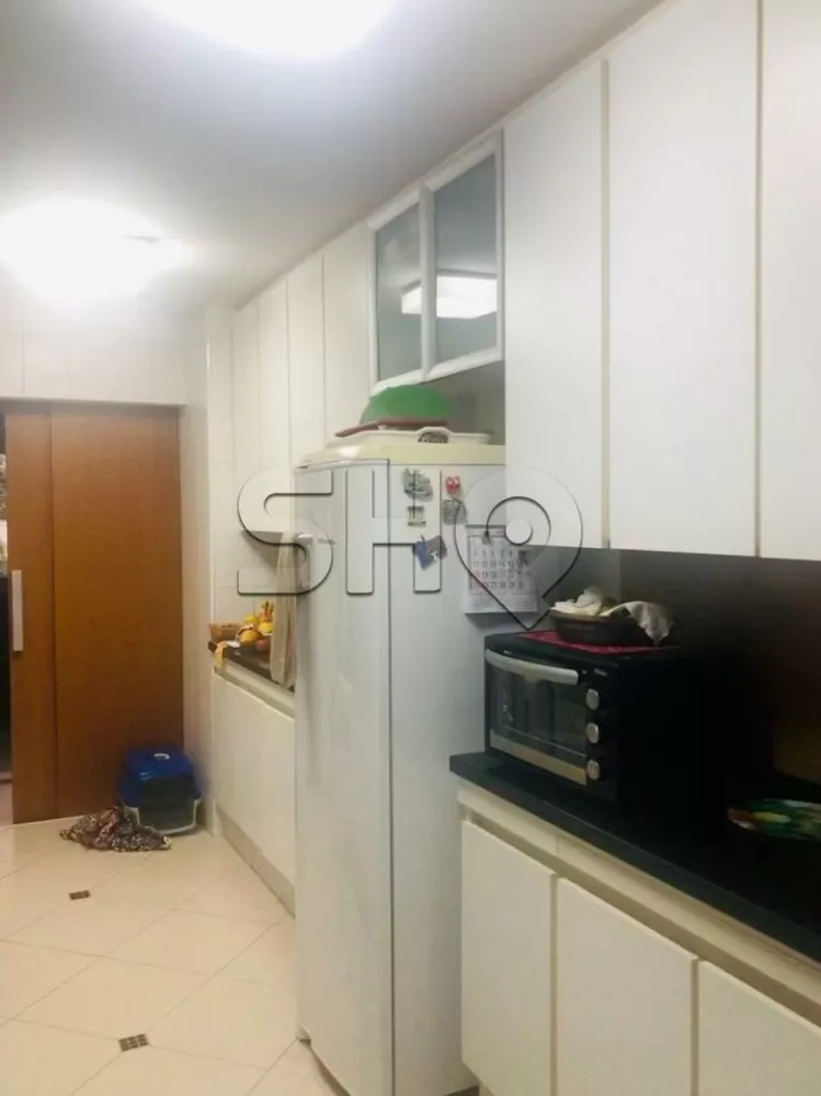 Apartamento, 3 quartos, 212 m² - Foto 1