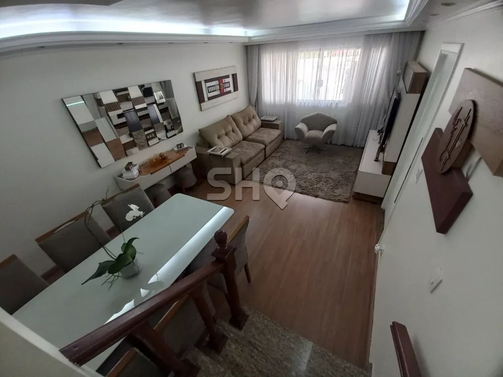 Sobrado à venda com 3 quartos, 200m² - Foto 1