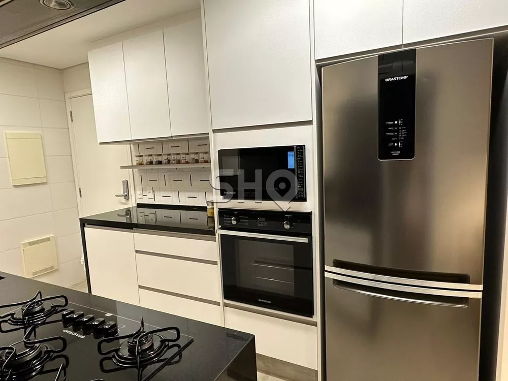 Apartamento à venda com 3 quartos, 140m² - Foto 3